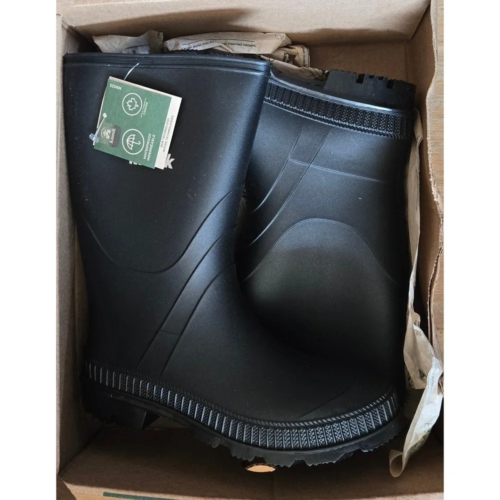 Kamik Stomp Kids Black Waterproof Rain Boots Size 3 EK4149F BKA Made in Canada